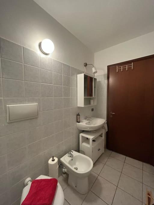 Gezellig Appartement Met Gedeeltelijk Meerzicht Acquaseria Zewnętrze zdjęcie